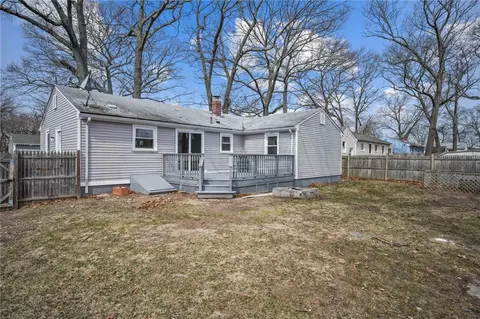 70 Adrian St, Warwick, RI 02886 photo 35