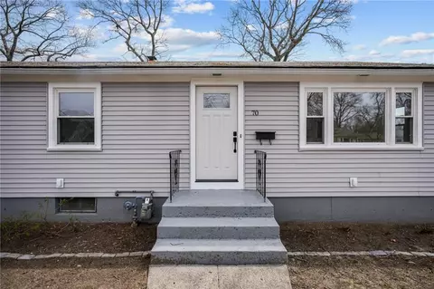 70 Adrian St, Warwick, RI 02886