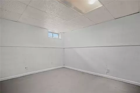 70 Adrian St, Warwick, RI 02886 photo 30