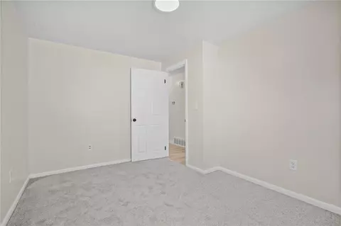 70 Adrian St, Warwick, RI 02886 photo 18
