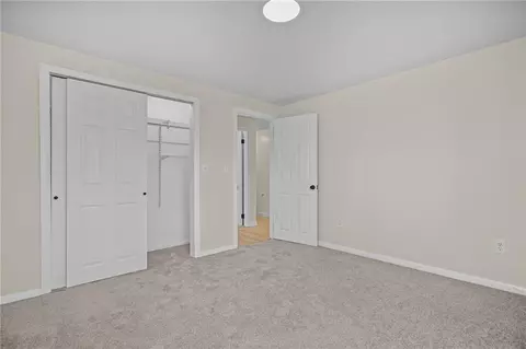 70 Adrian St, Warwick, RI 02886 photo 16