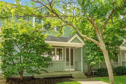 241 Transit St, Providence, RI 02906