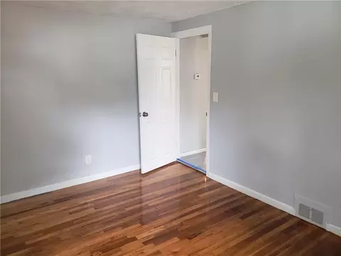 105 Pheasant Ave, Warwick, RI 02886 photo 14