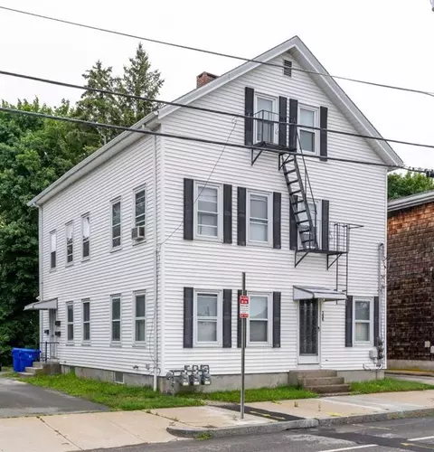 198 Middle St, Pawtucket, RI 02860