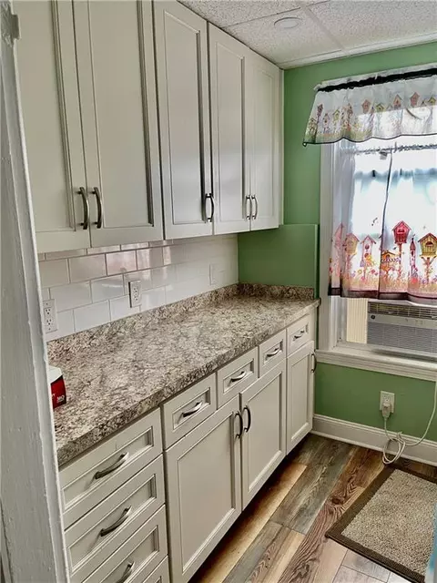69 2nd Ave, Woonsocket, RI 02895 photo 6