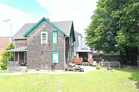 69 2nd Ave, Woonsocket, RI 02895 photo 2