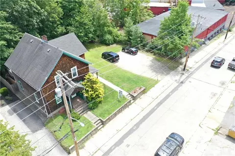 69 2nd Ave, Woonsocket, RI 02895 photo 4