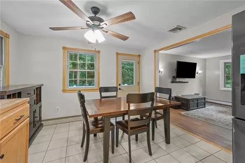 121 Shaw Dr, Glocester, RI 02857 photo 8