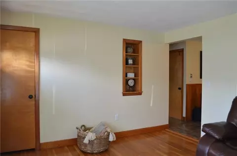 309 Dunlap St, Woonsocket, RI 02895 photo 8