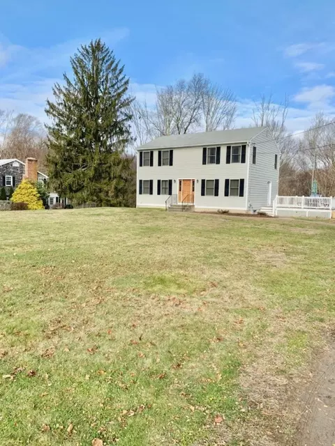 151 Hope Rd, Cranston, RI 02921