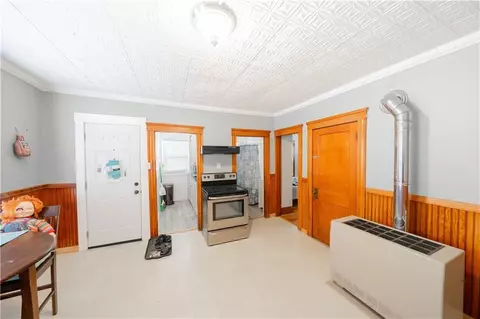 363 Logee St, Woonsocket, RI 02895 photo 14