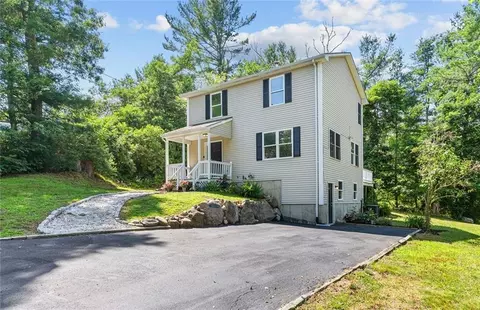 112 Scapa Flow Rd, Charlestown, RI 02813