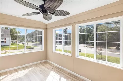 2 Euston Ave, Cranston, RI 02910 photo 5