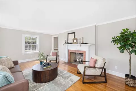 2 Euston Ave, Cranston, RI 02910 photo 2