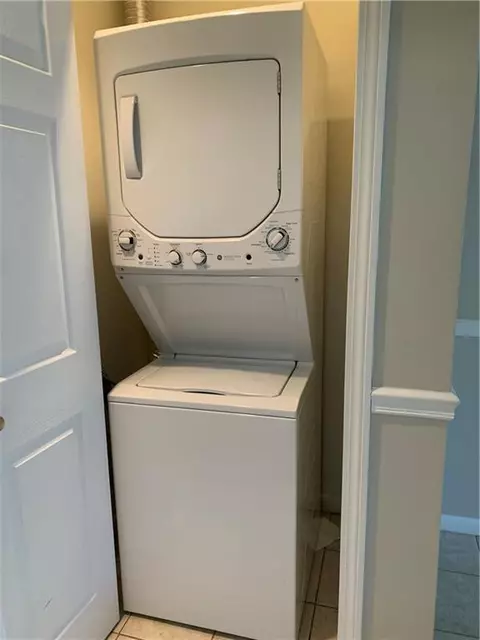837 Halifax Dr, Warwick, RI 02886 photo 14