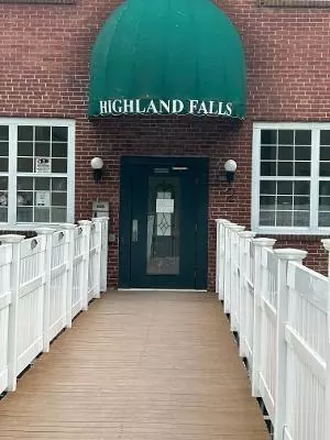 2 School St #323, Albion, RI 02802