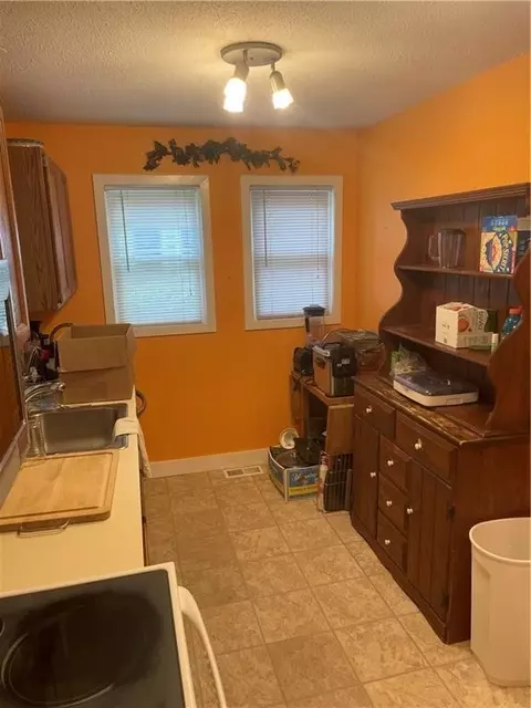 153 High St #9, Westerly, RI 02891 photo 4