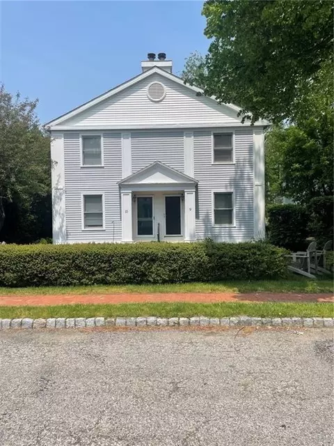 153 High St #9, Westerly, RI 02891 photo 2