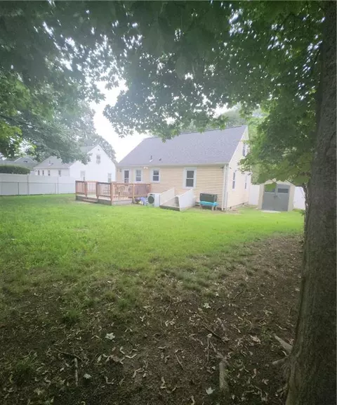 28 Buttonwoods Ave, Warwick, RI 02886 photo 20