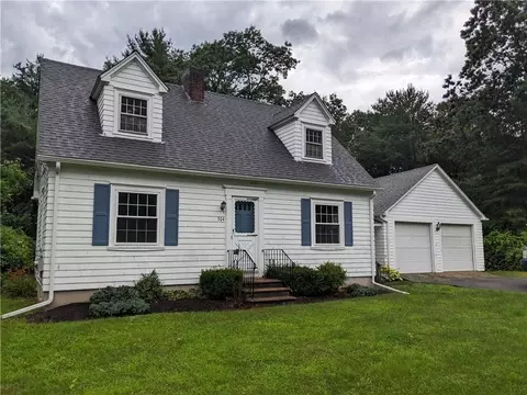 304 North Rd, Scituate, RI 02831