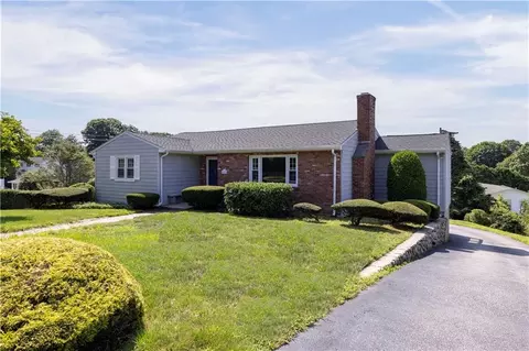 47 Shore Rd, Westerly, RI 02891