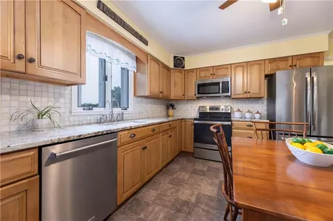 47 Shore Rd, Westerly, RI 02891 photo 22