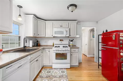 105 River St, Warwick, RI 02888 photo 17