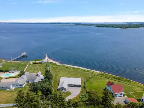 1340 Warwick Neck Ave, Warwick, RI 02889 photo 38