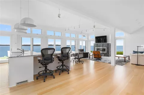 1340 Warwick Neck Ave, Warwick, RI 02889 photo 9