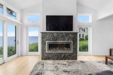 1340 Warwick Neck Ave, Warwick, RI 02889 photo 6