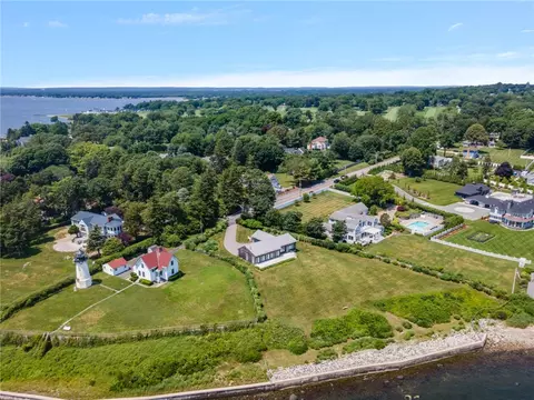 1340 Warwick Neck Ave, Warwick, RI 02889 photo 32