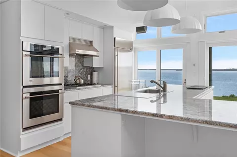 1340 Warwick Neck Ave, Warwick, RI 02889 photo 13