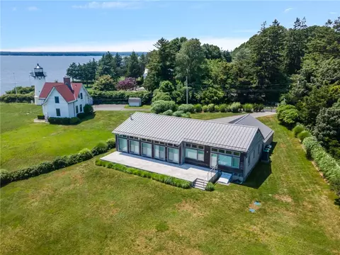 1340 Warwick Neck Ave, Warwick, RI 02889 photo 44