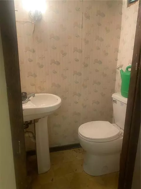 11 Staples Ave, Warwick, RI 02886 photo 26