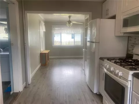 11 Staples Ave, Warwick, RI 02886 photo 13