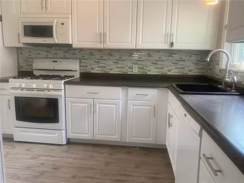 11 Staples Ave, Warwick, RI 02886 photo 12