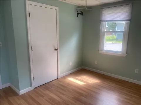 11 Staples Ave, Warwick, RI 02886 photo 17
