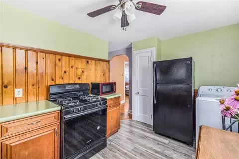 101 Everleth Ave, Warwick, RI 02888 photo 8
