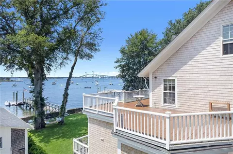 58 Washington St #4, Newport, RI 02840