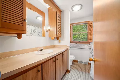 41 Dolly Pond Rd, Exeter, RI 02822 photo 7