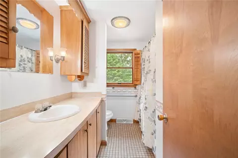 41 Dolly Pond Rd, Exeter, RI 02822 photo 6
