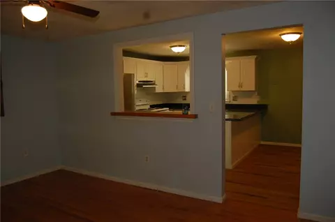 630 Maureen Cir, Mapleville, RI 02839 photo 13