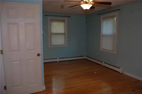 630 Maureen Cir, Mapleville, RI 02839 photo 31