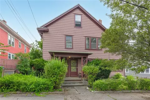 8 Dunnell Ave, Pawtucket, RI 02860