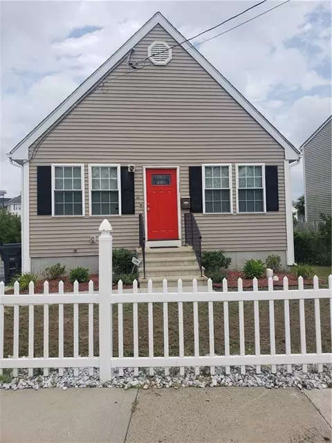 981 Lonsdale Ave, Central Falls, RI 02863