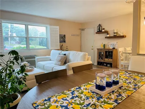 17 Apache Dr #C, Westerly, RI 02891