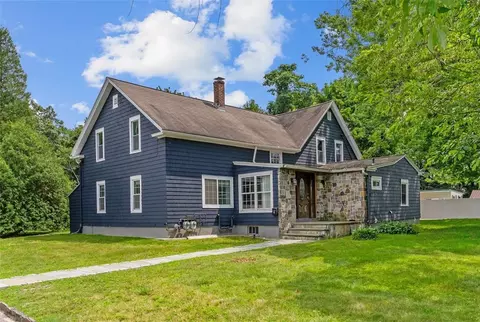 58 Spooner Ave, Warwick, RI 02886