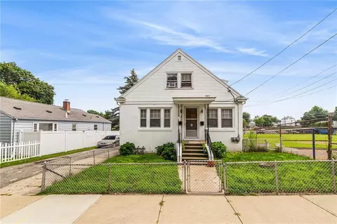 331 Hawkins St, Providence, RI 02904