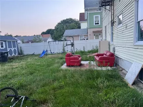 96 Hendricks St, Central Falls, RI 02863 photo 3