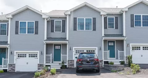 1196 Charles St #3, North Providence, RI 02904
